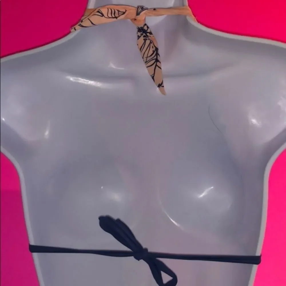 Gorgeous‎ Bikini Top